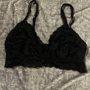 Super cute black bralette